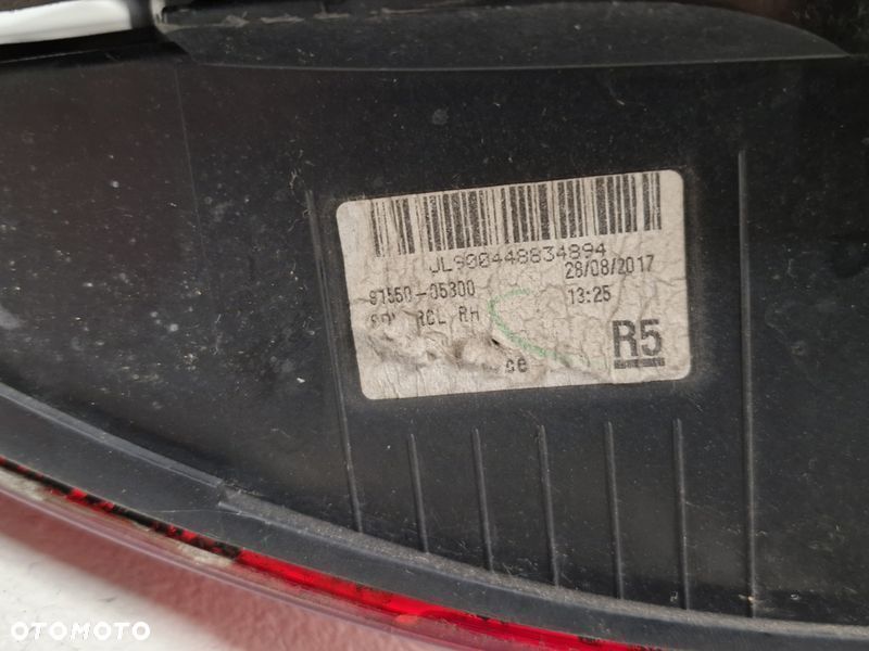 toyota avensis t27 lift t29 kombi lampa prawa tylna prawy tył w błotnik - 8
