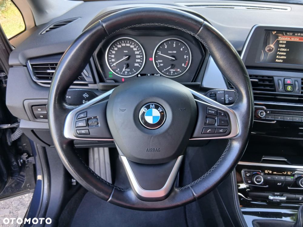BMW Seria 2 218d xDrive Luxury Line - 23