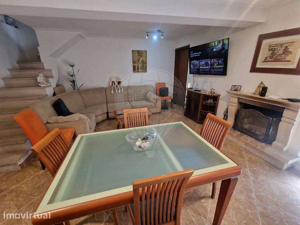 Moradia T2 em Santo António dos Olivais, Coimbra - Grande imagem: 2/27