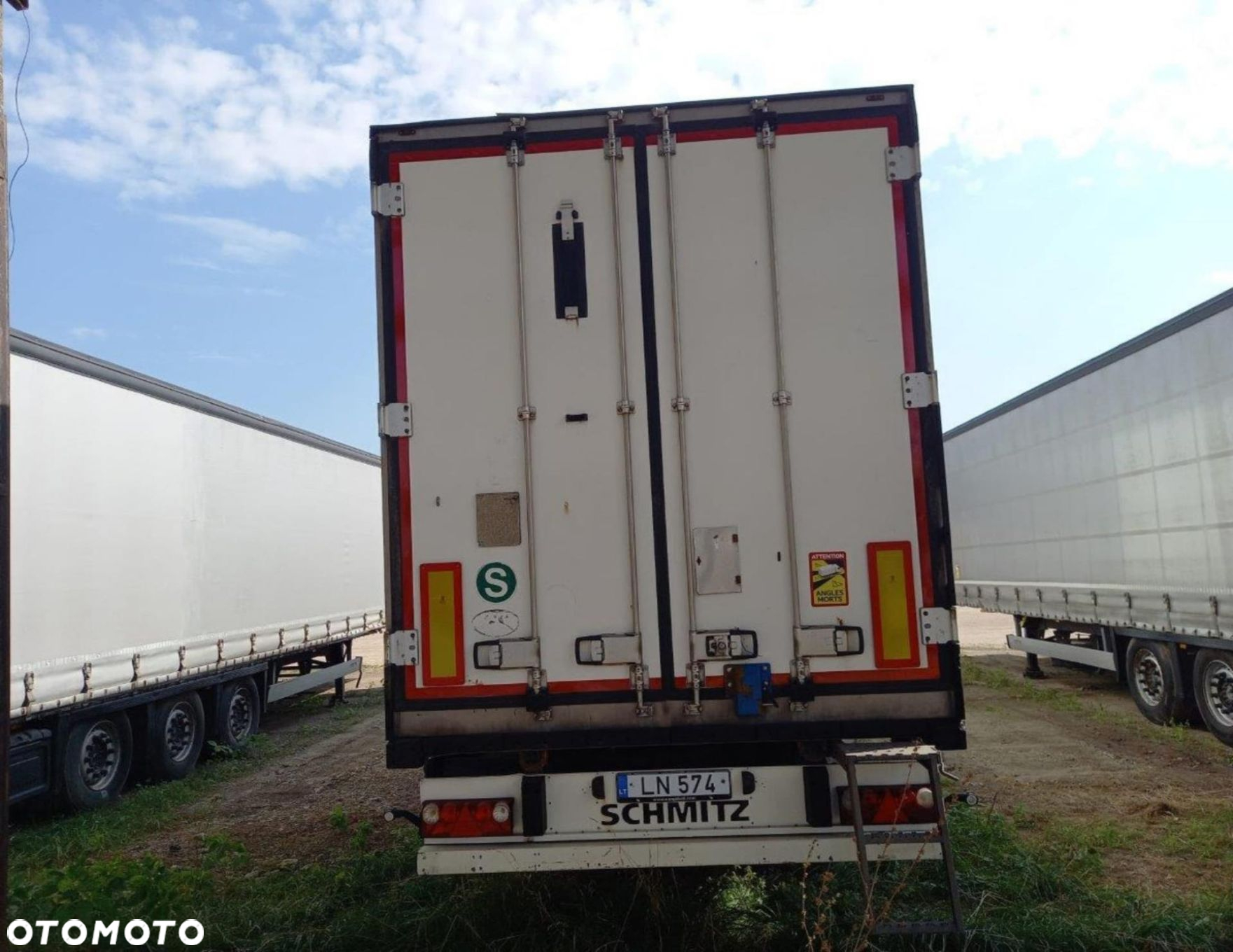 Schmitz Cargobull SKO FP 45 ThermoKing SLXi 300 - 9
