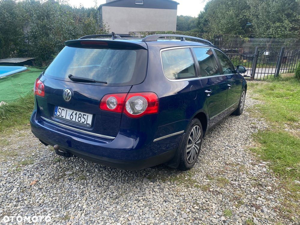 Volkswagen Passat 2.0 FSI Comfortline - 3
