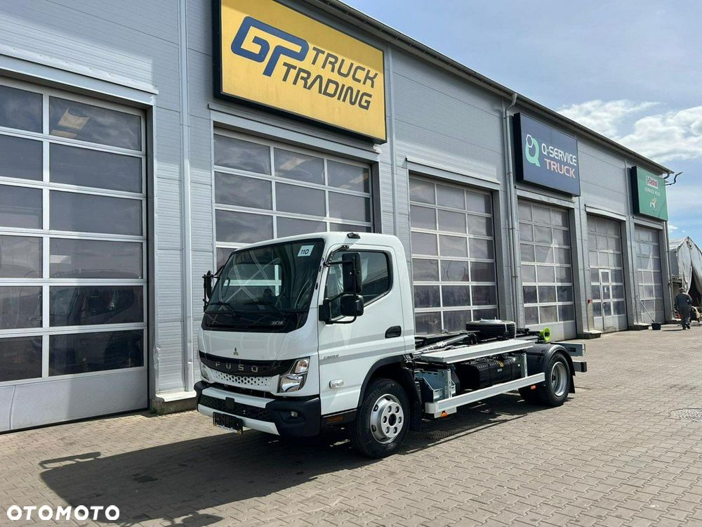 Mitsubishi Fuso - 1