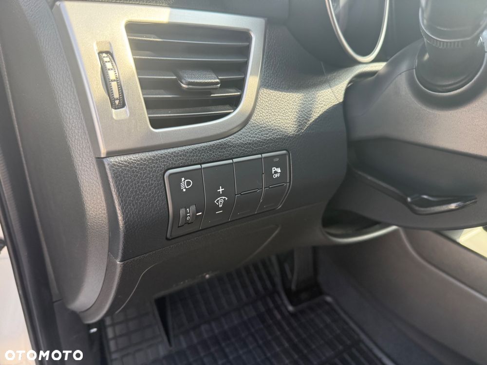 Hyundai i30 1.4 Fifa World Cup Edition - 21