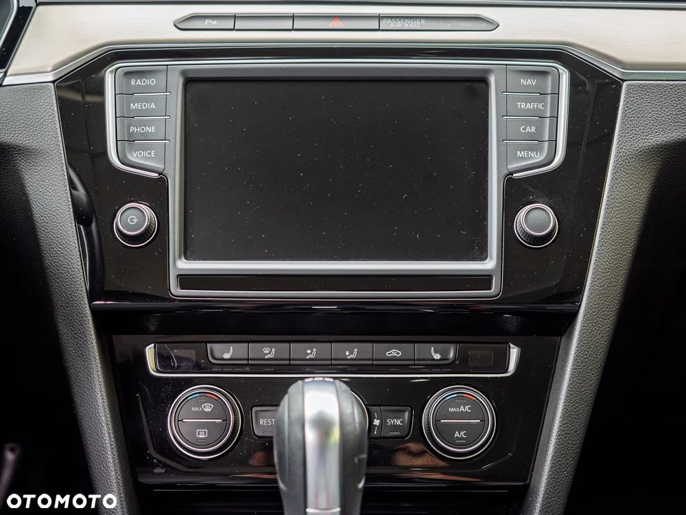 Volkswagen Passat 1.8 TSI BMT Highline DSG - 10