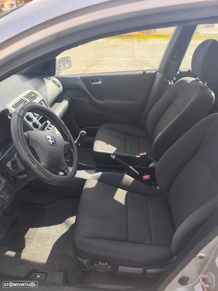 Honda Civic 1.4i S - 6