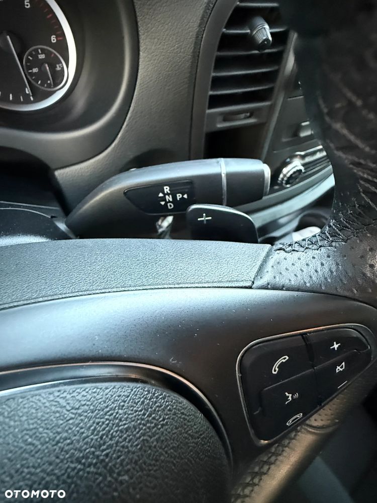 Mercedes-Benz Vito - 28