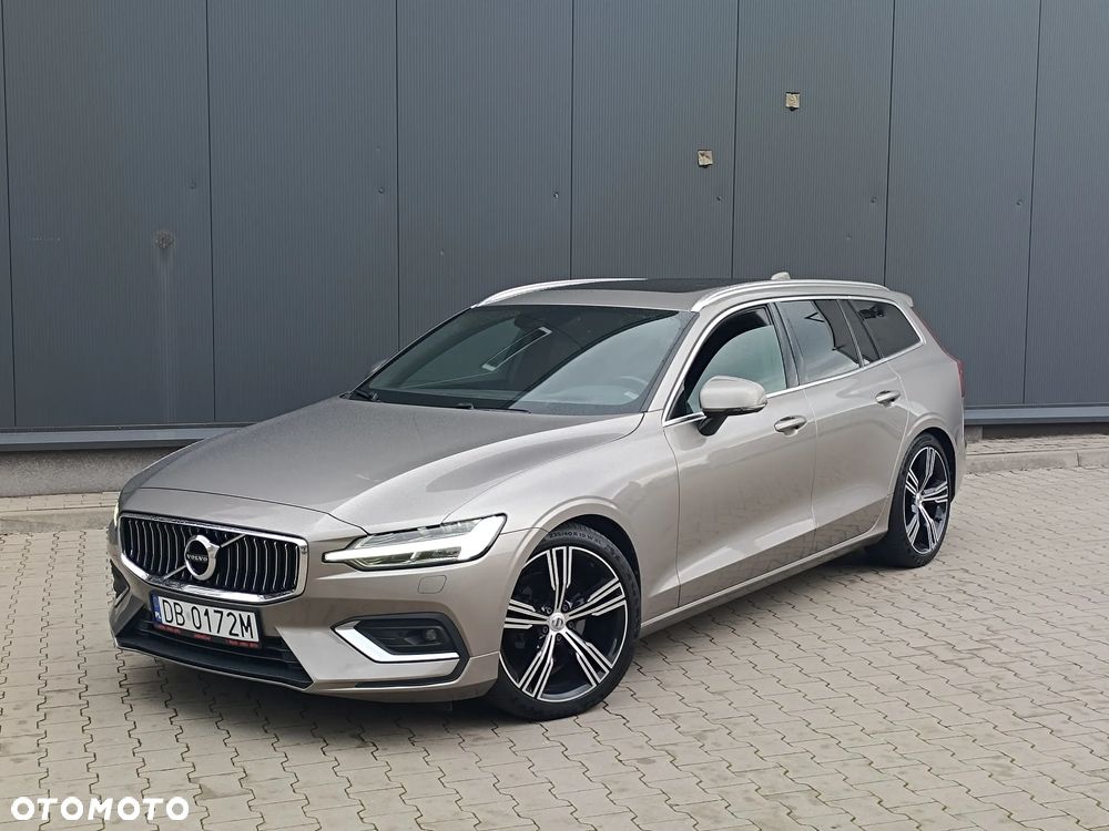 Volvo V60 D4 AWD Geartronic Inscription - 1