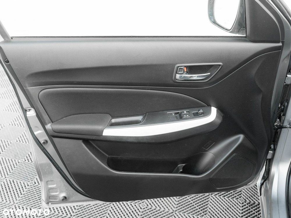 Suzuki Swift - 11