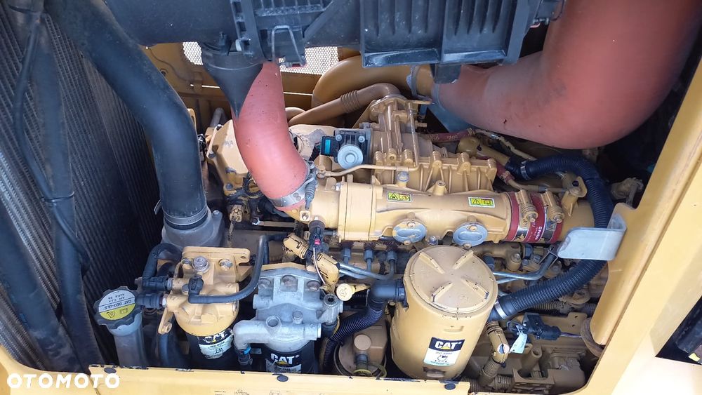 Caterpillar D6K - 10