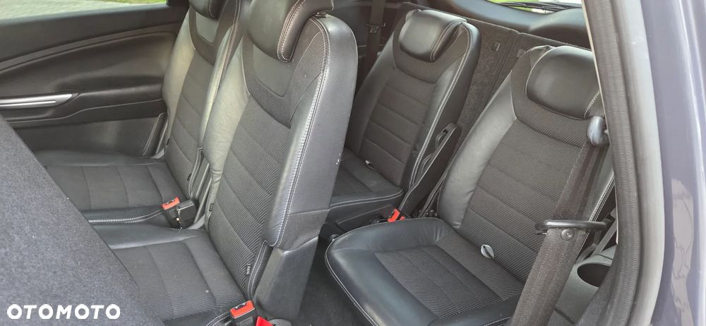 Ford S-Max 2.0 TDCi DPF Titanium - 8