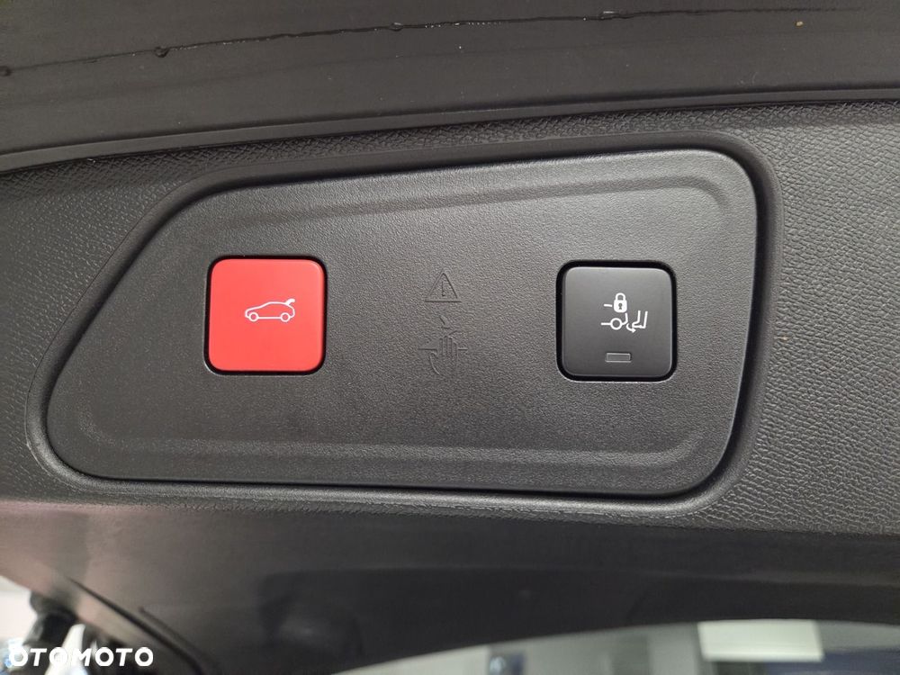 Peugeot 3008 1.5 BlueHDi Allure Pack S&S EAT8 - 10