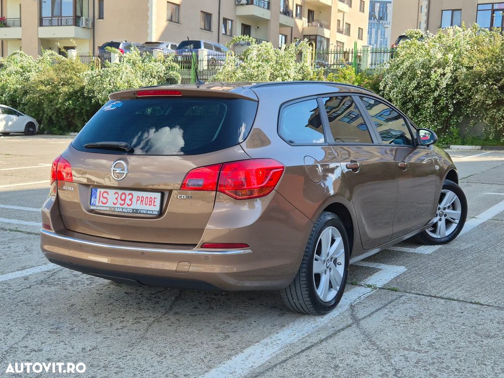 Opel Astra - 4