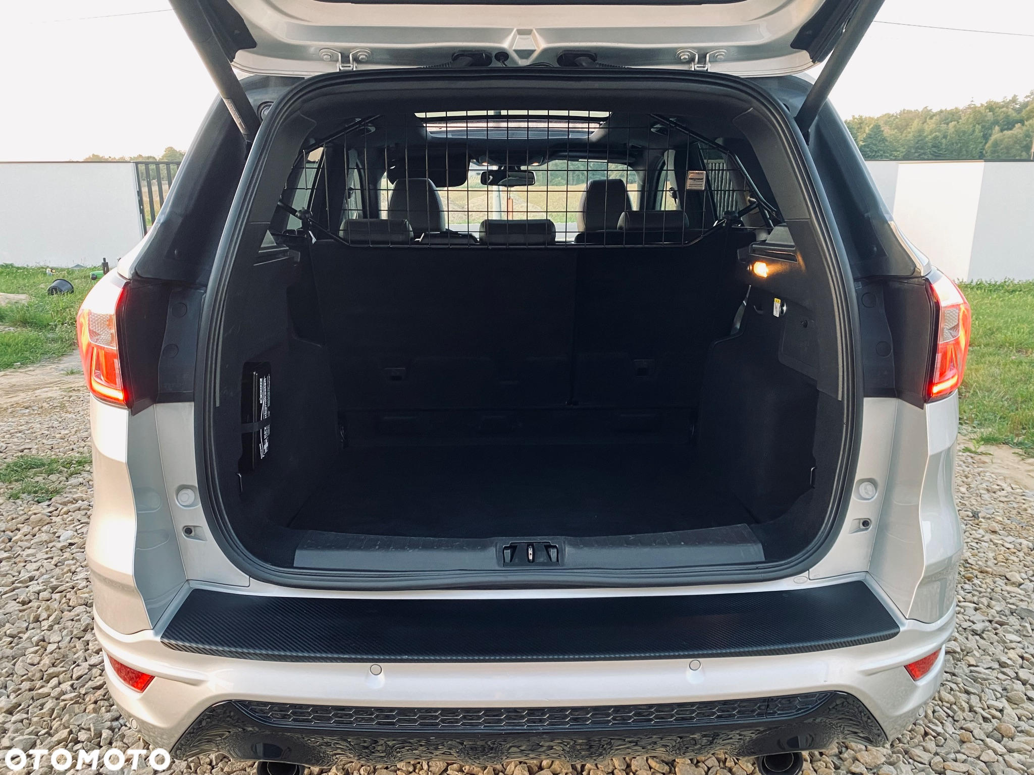 Ford Kuga 2.0 TDCi 4x4 ST-Line - 38