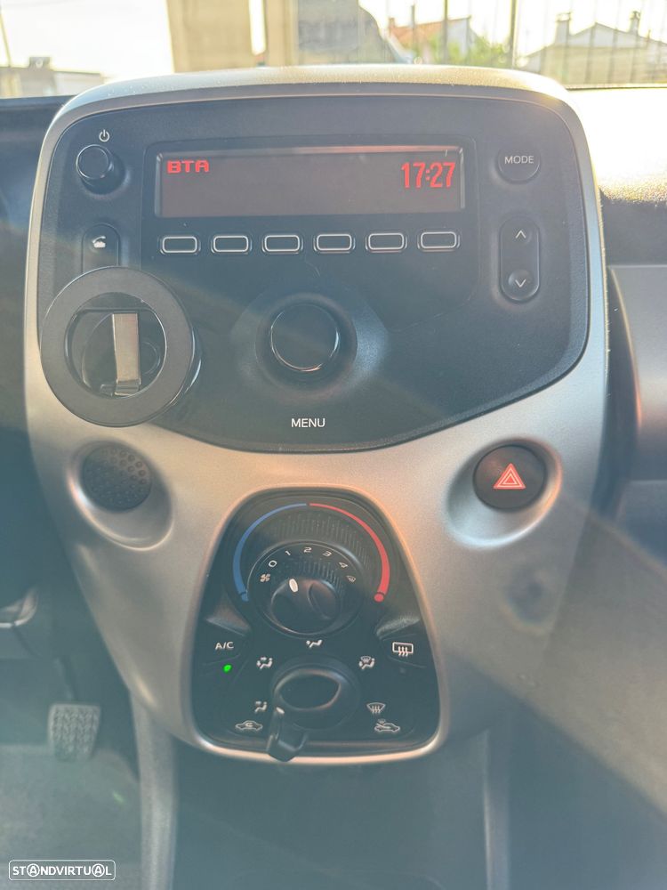 Citroën C1 1.0 VTi Shine - 16