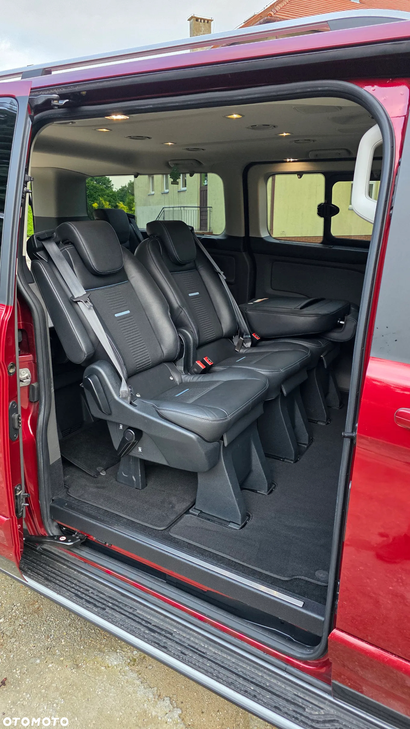 Ford Tourneo Custom 2.0 EcoBlue L2 Active SelectShift - 12