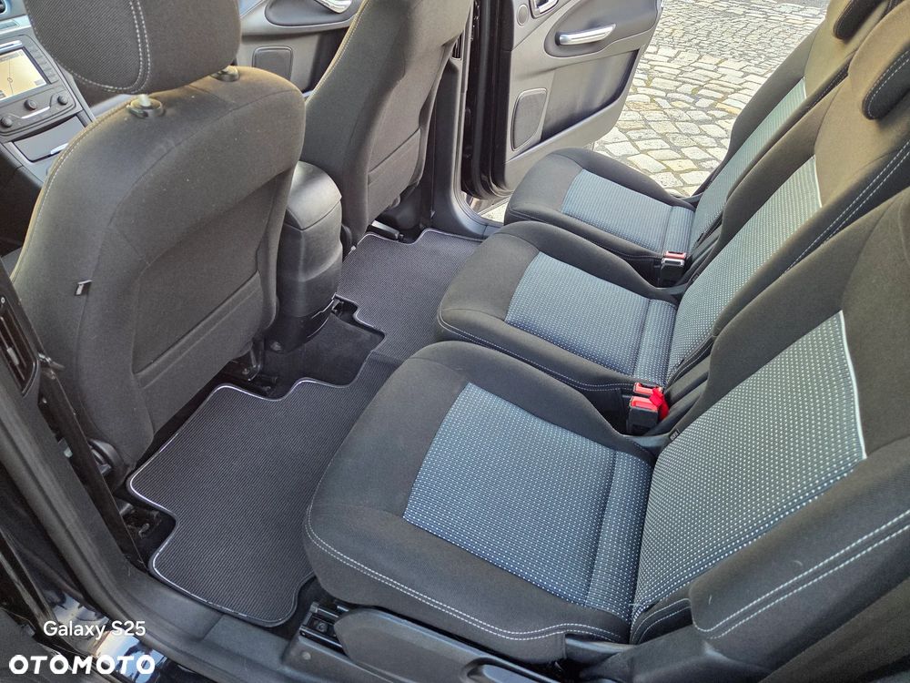 Ford S-Max 2.0 TDCi DPF Titanium - 10