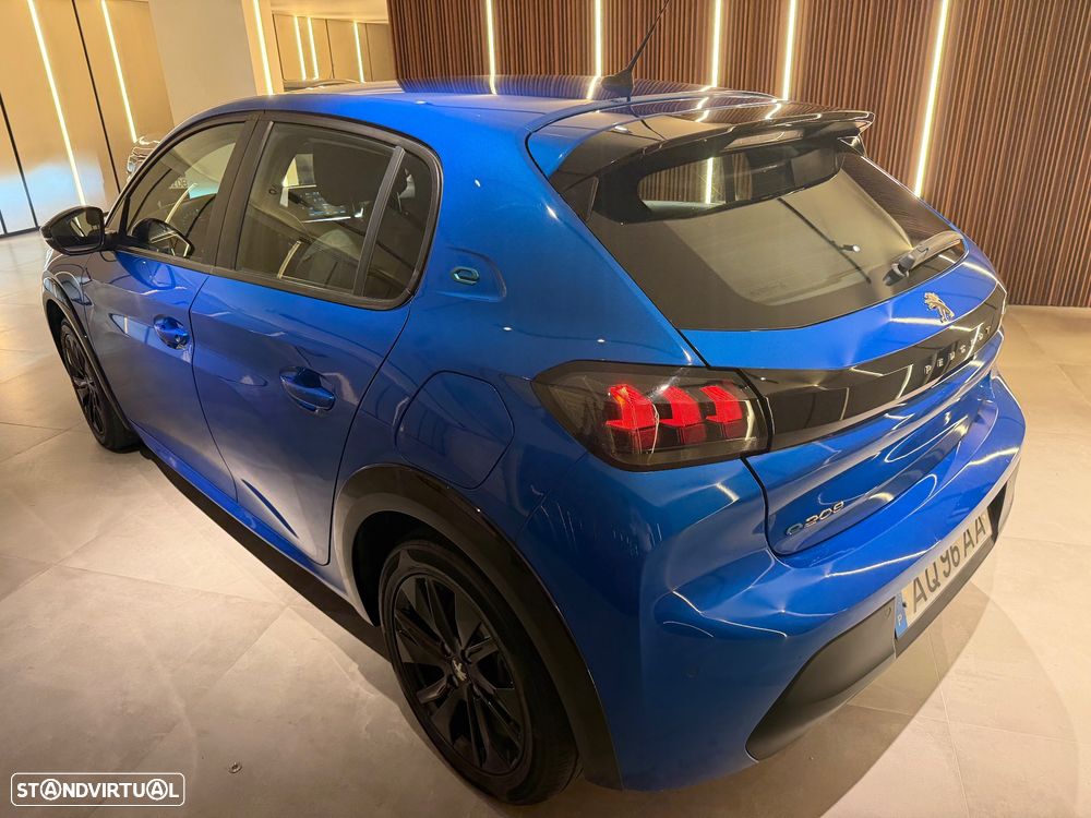 Peugeot e-208 - 25