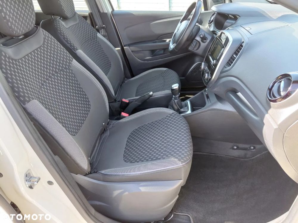 Renault Captur - 17