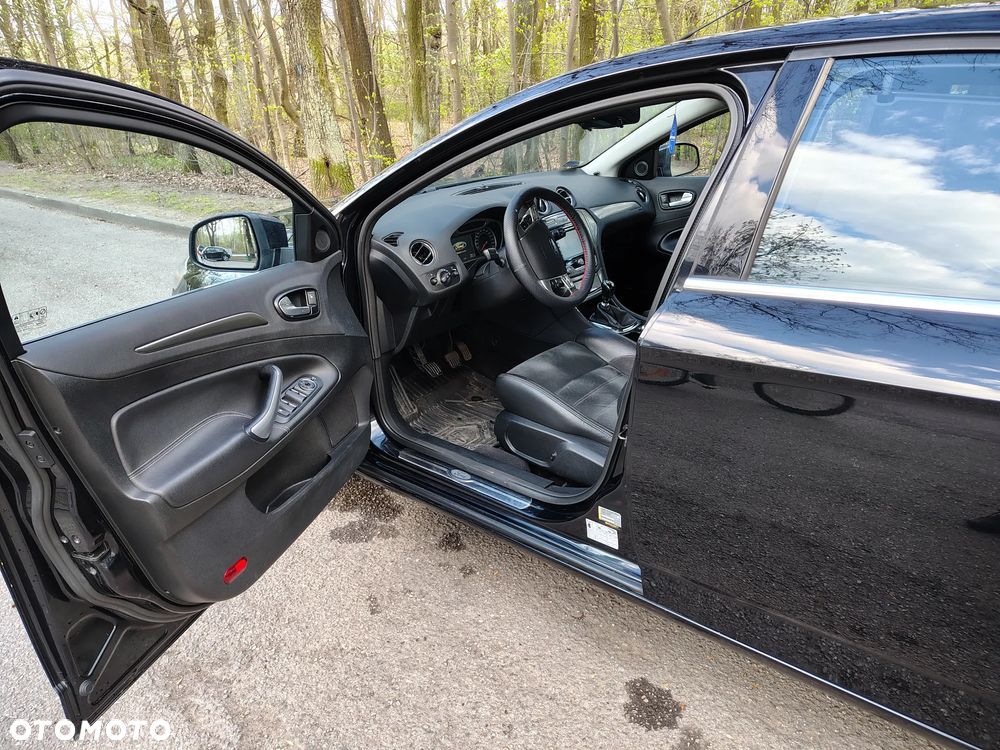 Ford Mondeo 1.8 TDCi Titanium X - 18