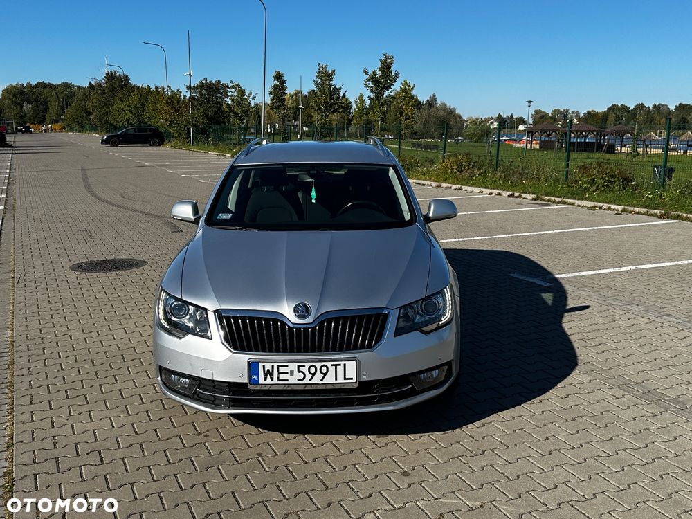 Skoda Superb 1.8 TSI Active DSG - 22