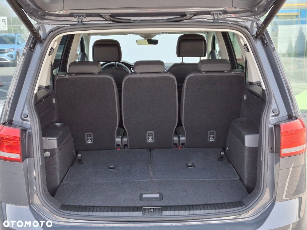 Volkswagen Touran 1.5 TSI EVO Comfortline DSG - 11