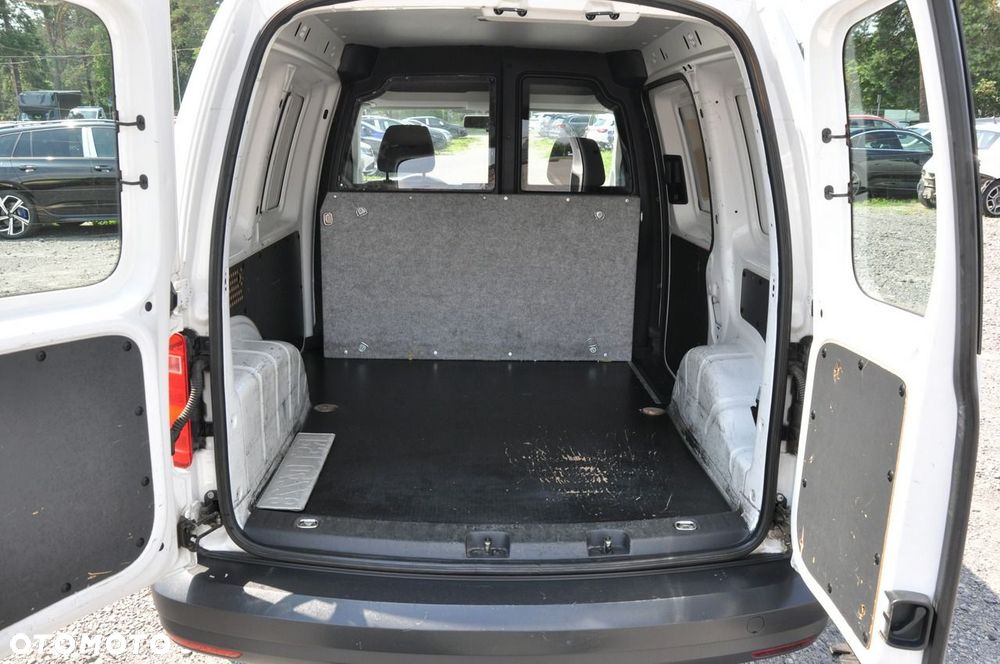 Volkswagen Caddy - 14