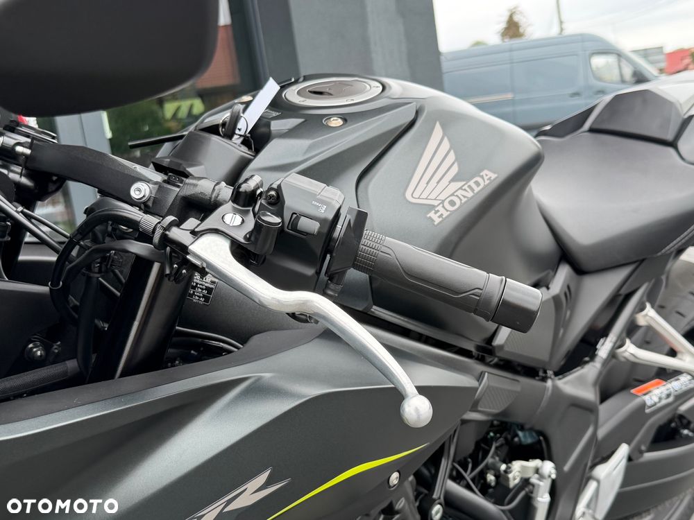 Honda CBR - 38