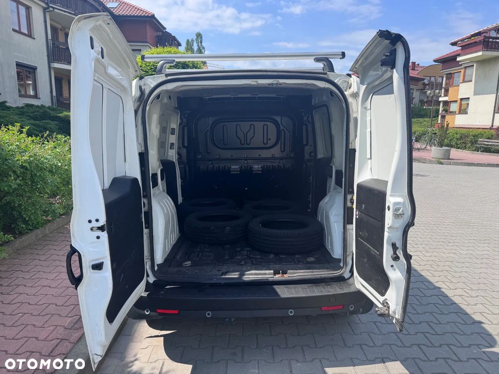 Fiat Doblo 1.6 MultiJet 105KM Euro 6 FV23% netto: 32500 - 9