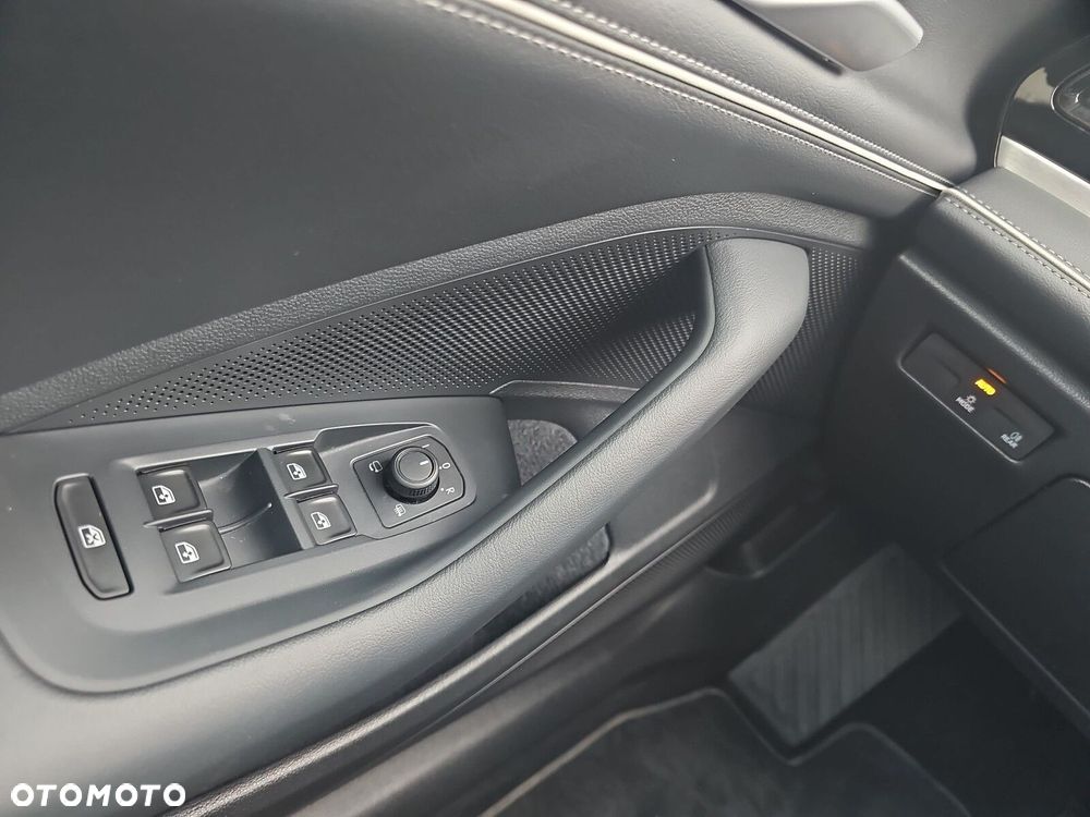 Volkswagen Passat - 23