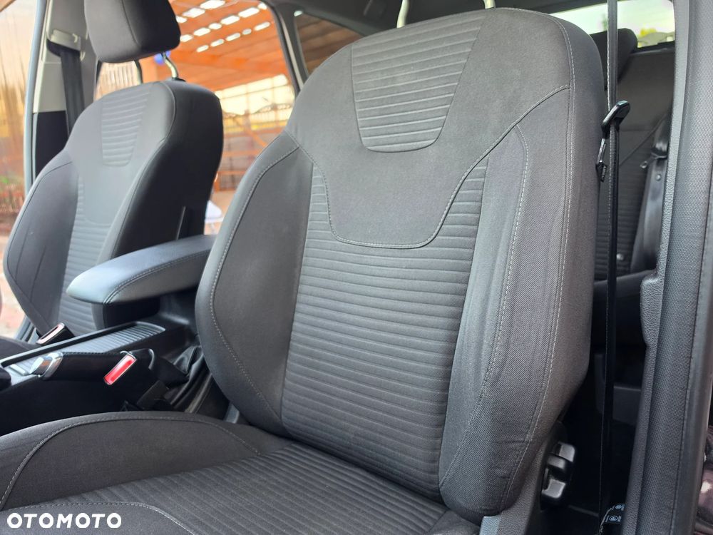 Ford Focus 1.5 TDCi DPF Start-Stopp-System Titanium - 24