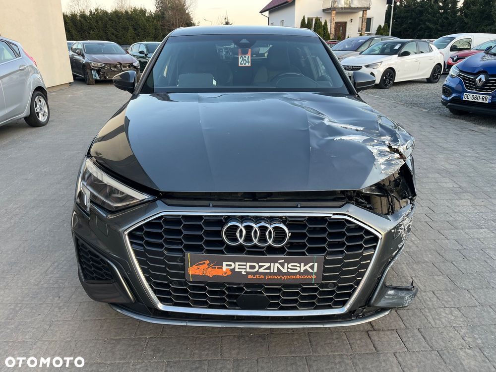 Audi A3 Sportback 30 TFSI S line - 2