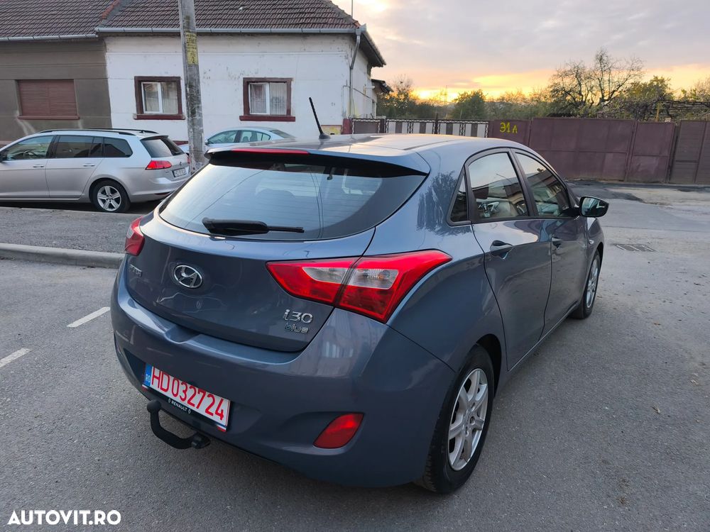 Hyundai i30 1.6 CRDI Exclusive - 4