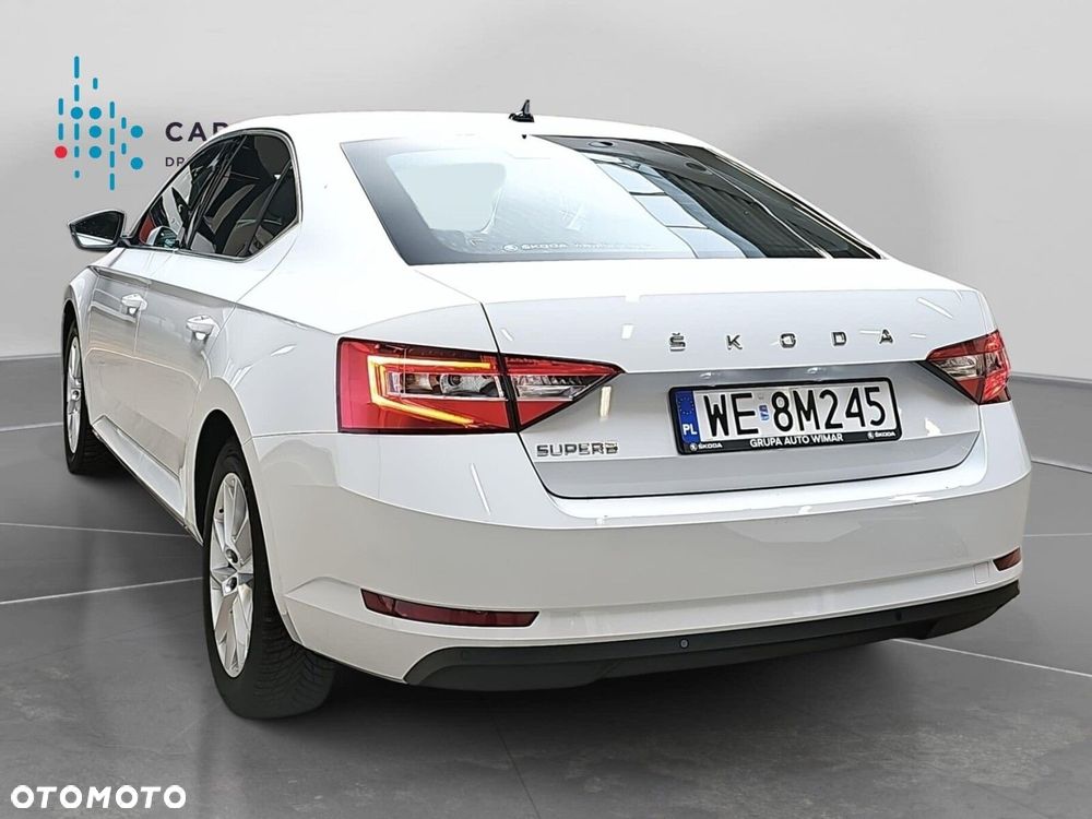 Skoda Superb 2.0 TDI SCR Ambition DSG - 29
