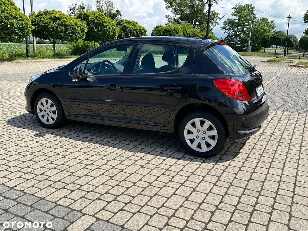 Peugeot 207 75 forever - 26