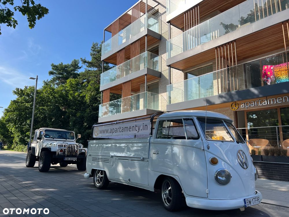 Volkswagen Transporter - 23
