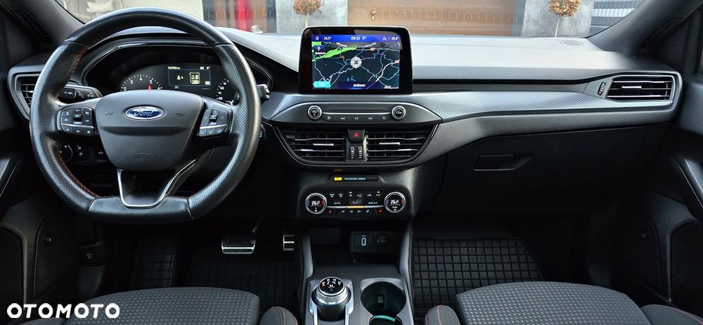 Ford Focus 1.5 EcoBoost ST-Line - 5