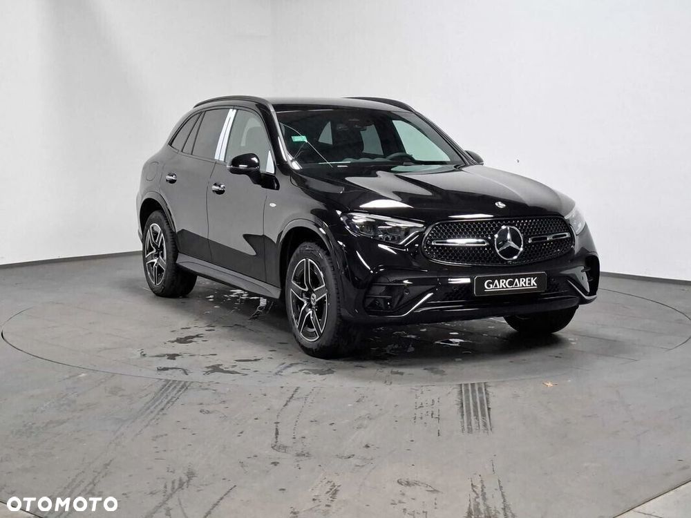 Mercedes-Benz GLC - 4