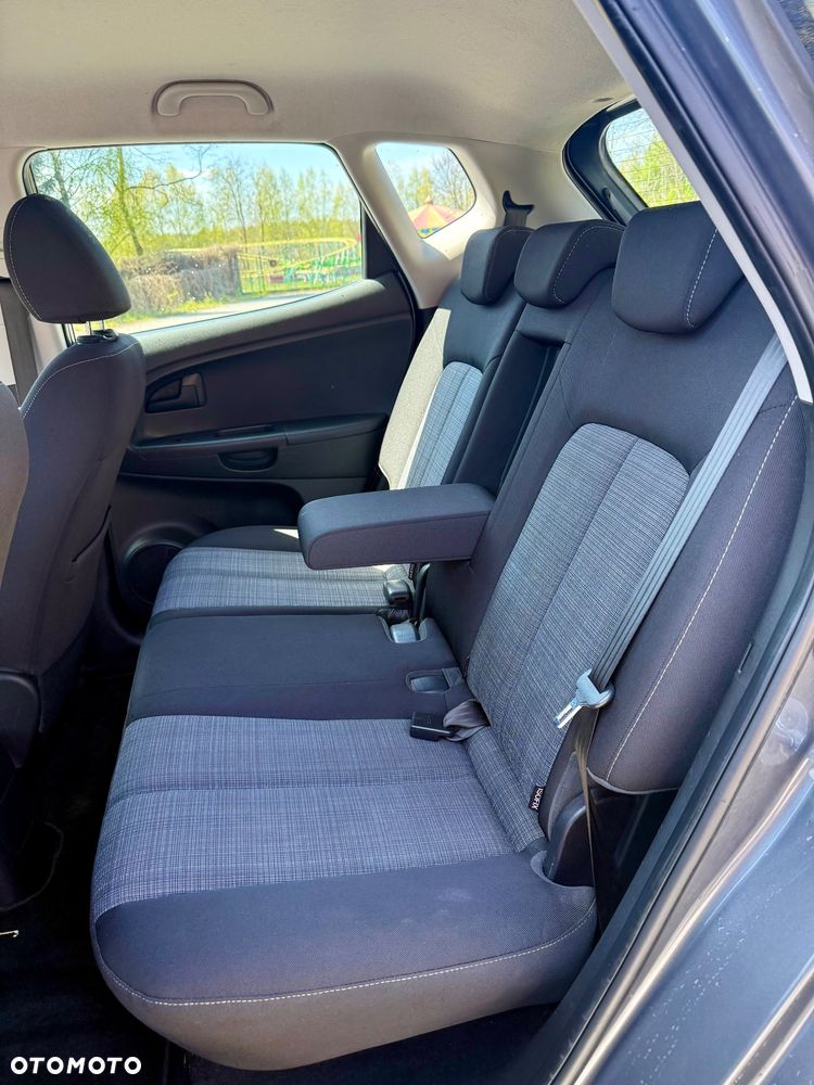 Kia Venga 1.4 CVVT Titanium Collection - 36