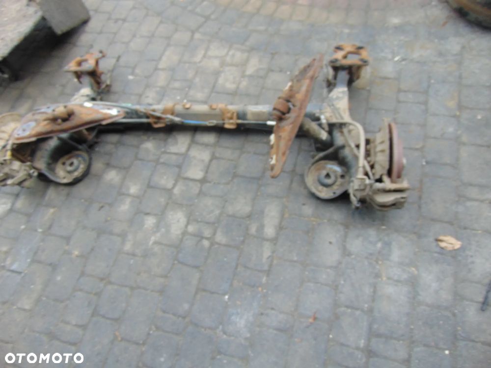 Belka zawieszenia tył citroen c4 picasso 1,6 vvti 10 rok - 5