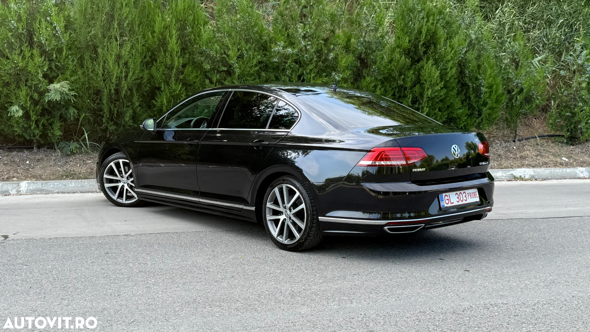 Volkswagen Passat 1.6 TDI (BlueMotion Technology) Comfortline - 4