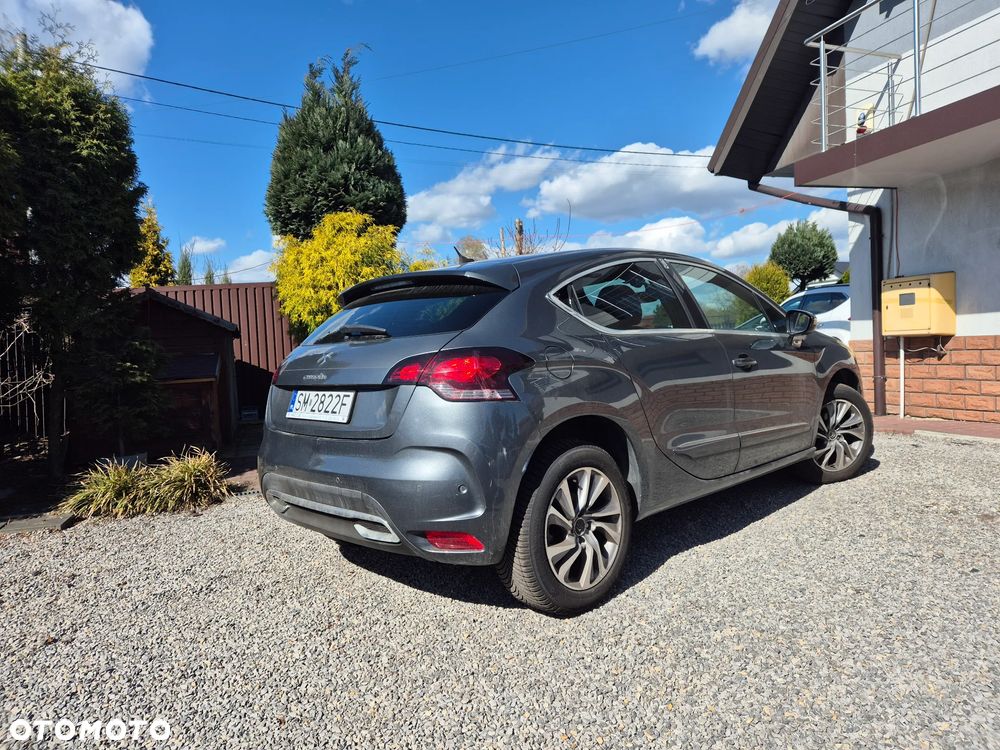 Citroën DS4 1.2 PureTech Chic S&S - 2