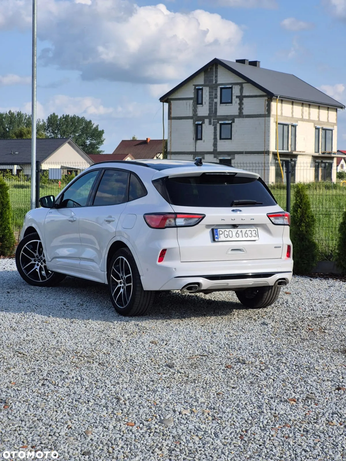 Ford Kuga 2.5 FHEV FWD ST-Line - 14