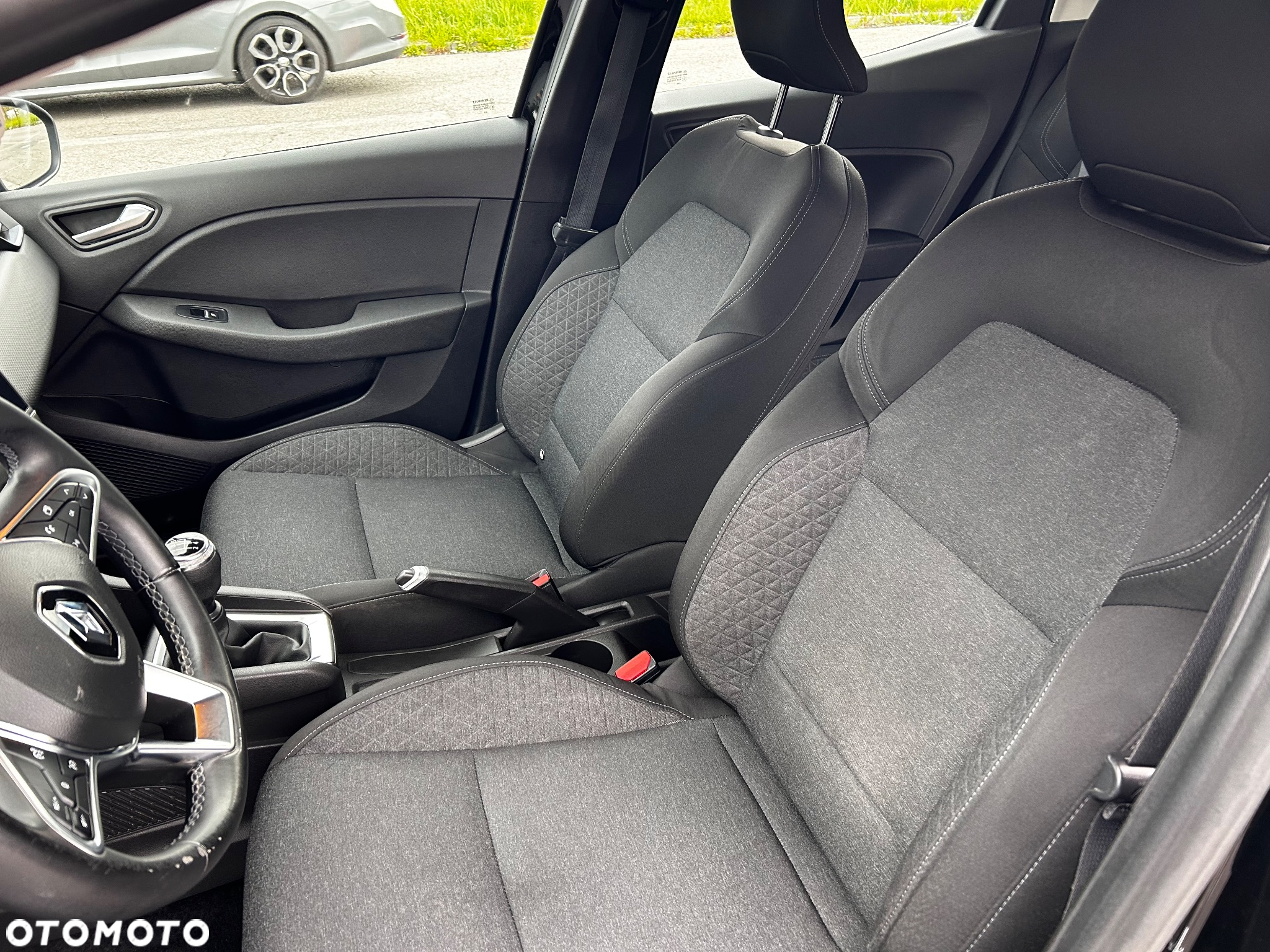 Renault Clio 1.0 TCe Zen - 28