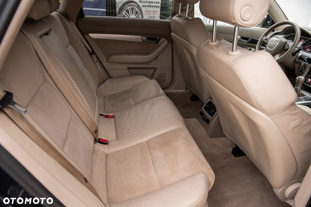 Audi A6 Avant - 28