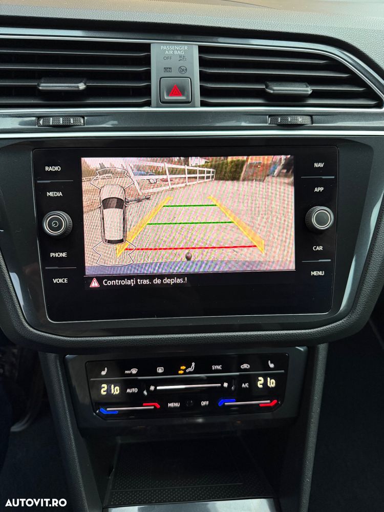 Volkswagen Tiguan - 13