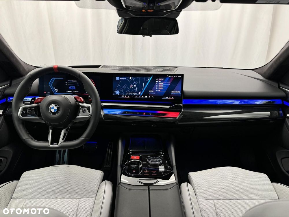 BMW M5 PHEV - 27