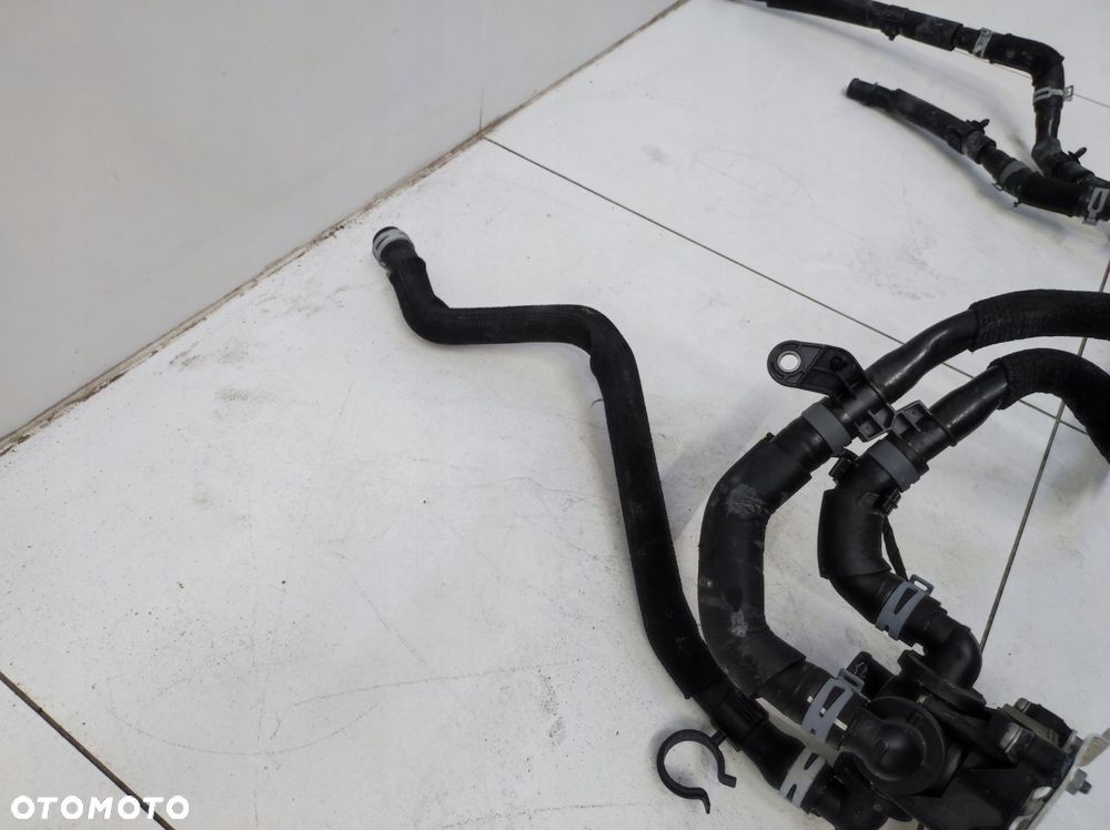 zawór sterowania wąż rurka przewód wody audi q8 e-tron etron - 10