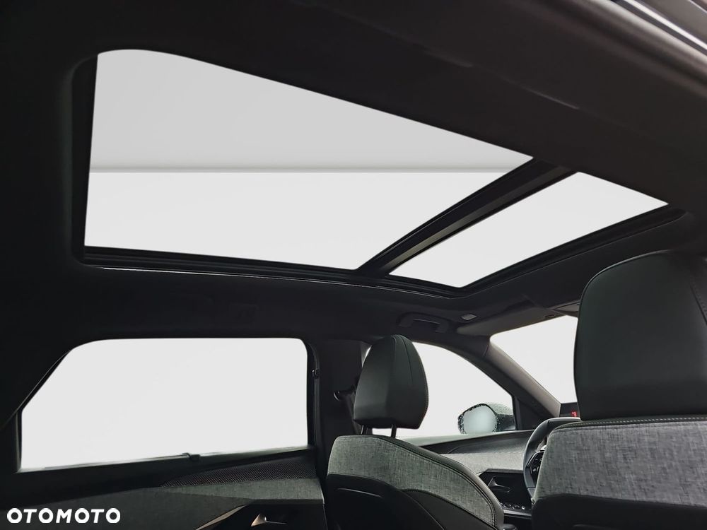 Peugeot 5008 1.2 PureTech mHEV GT Exclusive S&S e-DCS6 - 22