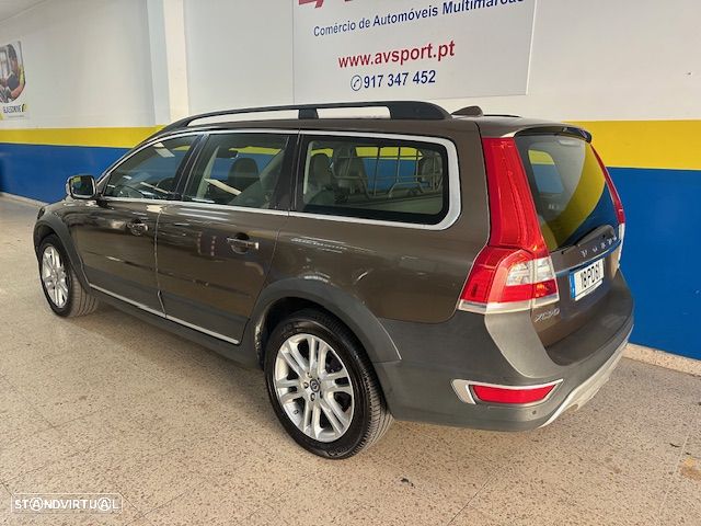 Volvo XC 70 2.0 D4 Summum Geartronic - 5