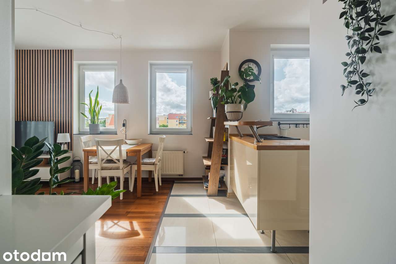 3 pokoje 55m winda duży balkon hala garażowa ost. piętro Gdańsk Chełm